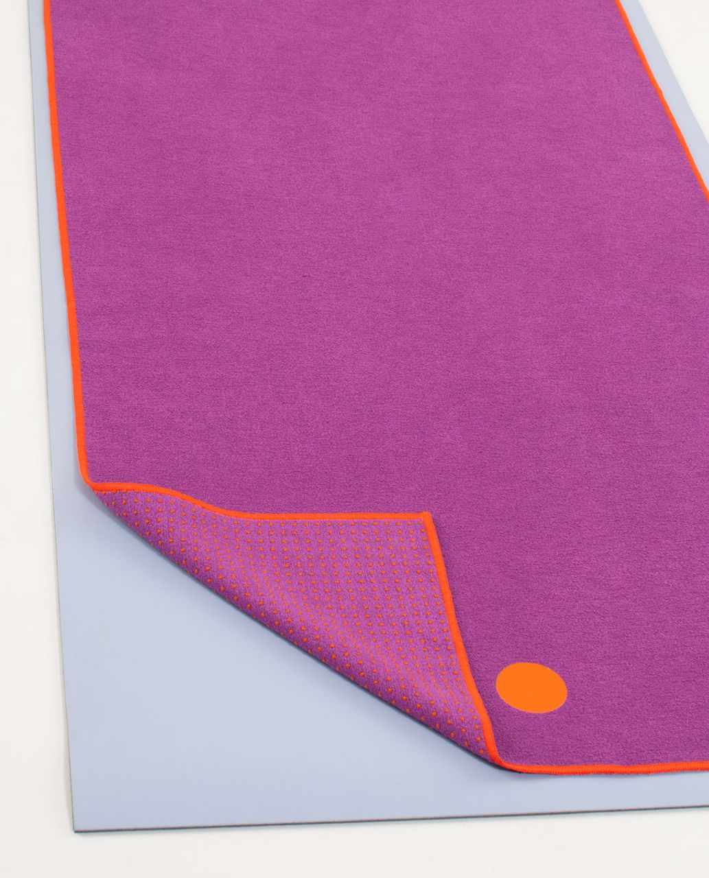 Lululemon Skidless Towel - Ultra Violet