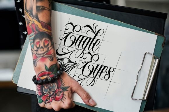 Thumbnail 3 of Black Ink Font