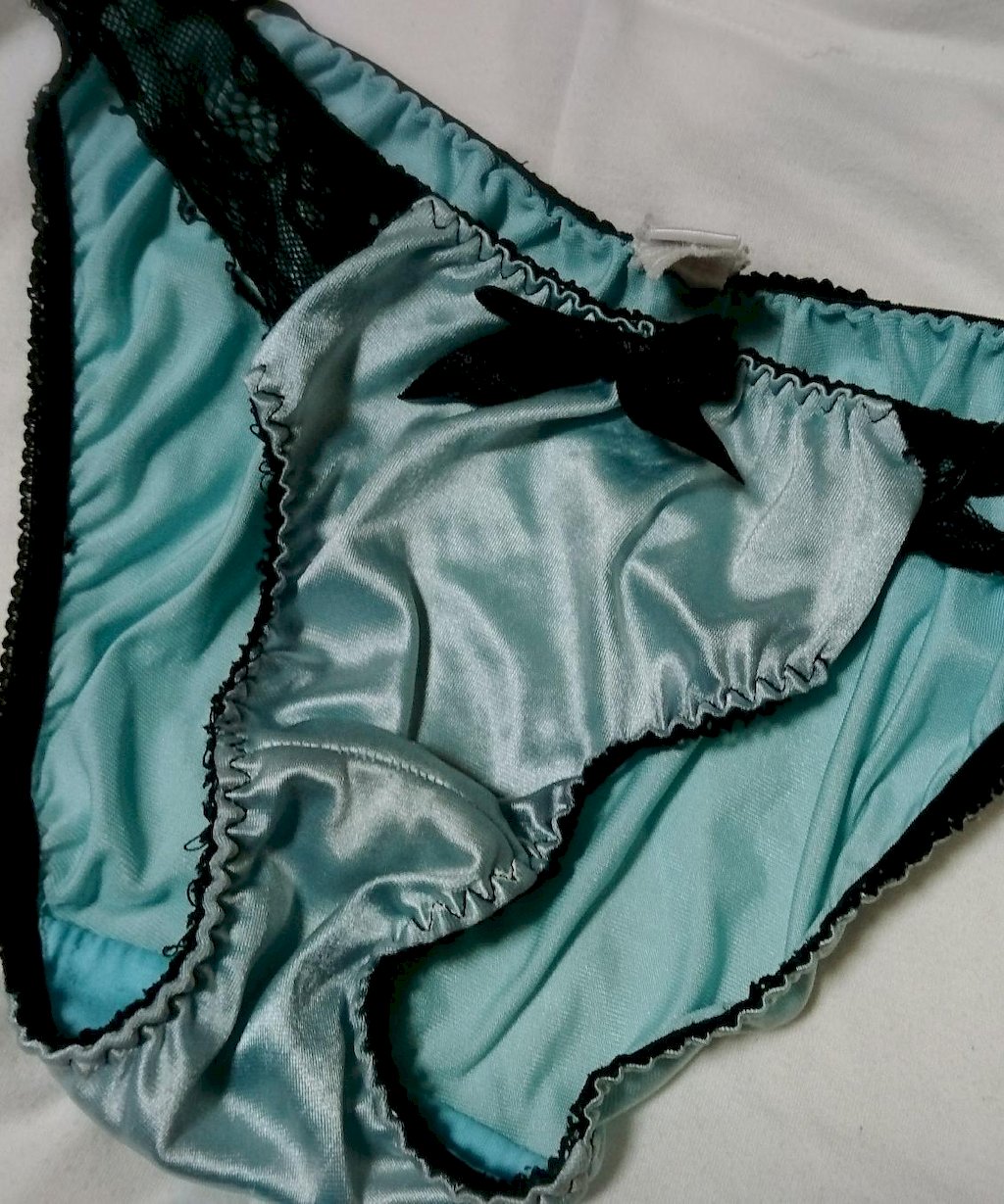 女学生シミパン 中学生から着用してるパンツ - Luscio ラシオ
