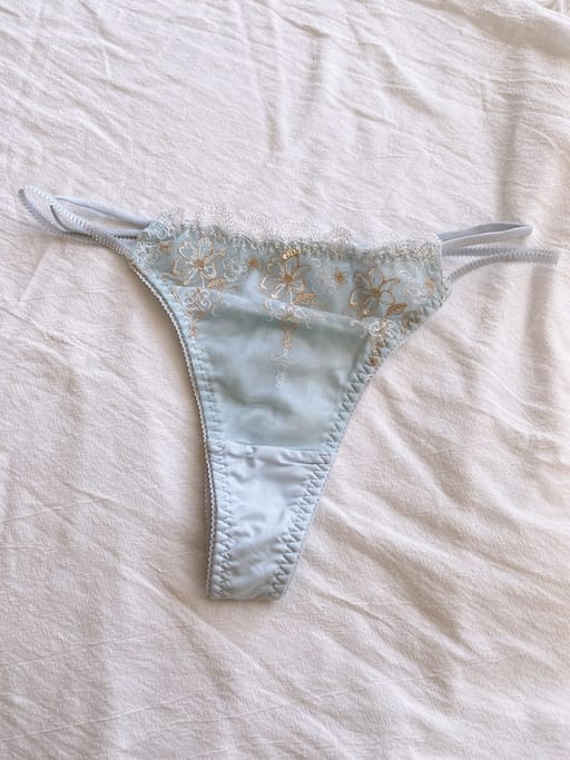 【チュチュアンナ】Tバック🩵