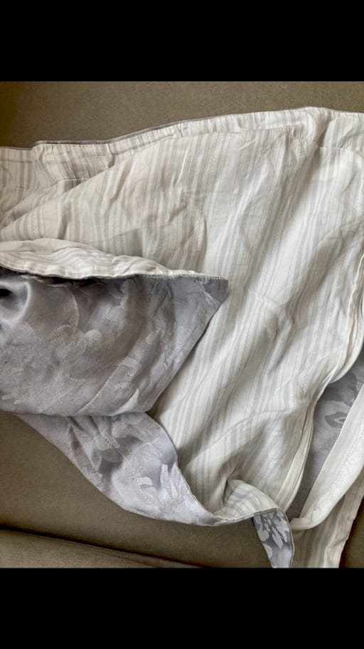 お漏らしにおいこってり使い倒してる枕カバー🩷