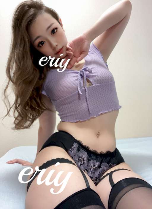 黒✖️紫💜巨尻がみっちり詰まったフルバックパンティ♡