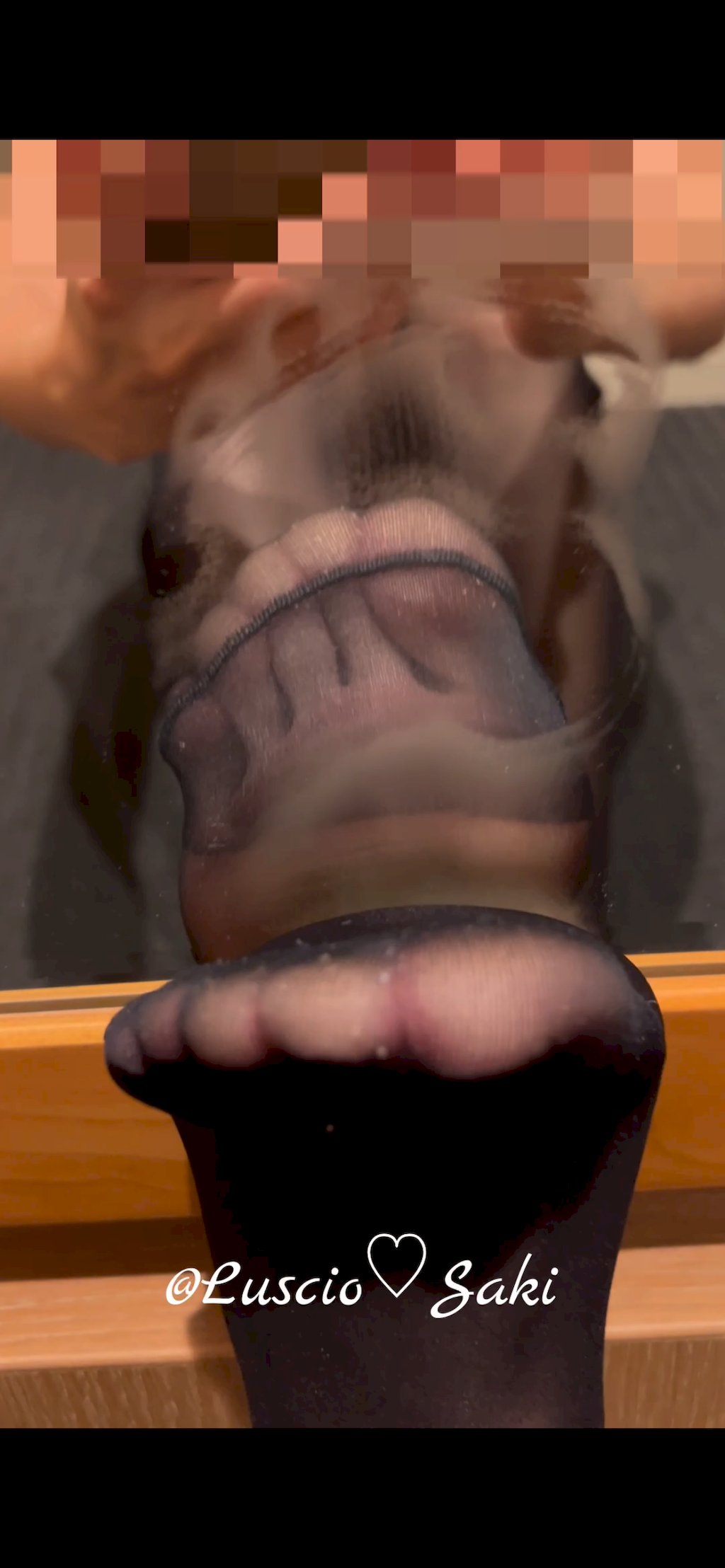 fc2-ppv 1445750  〈元CAで同級生のセフレ〉ボディコン直穿パンストで着衣ズム生中出し！本能丸出しで連続絶頂MAXでエロさ爆発の淫乱女でした！！（おまけ付き33分） 