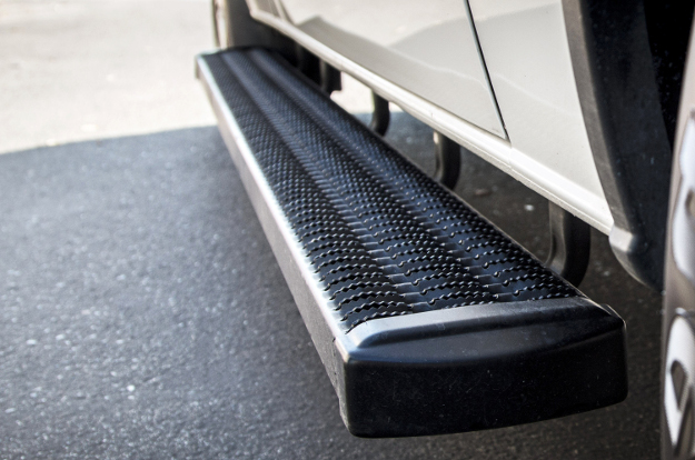 LUVERNE Grip Step™ cargo van running boards