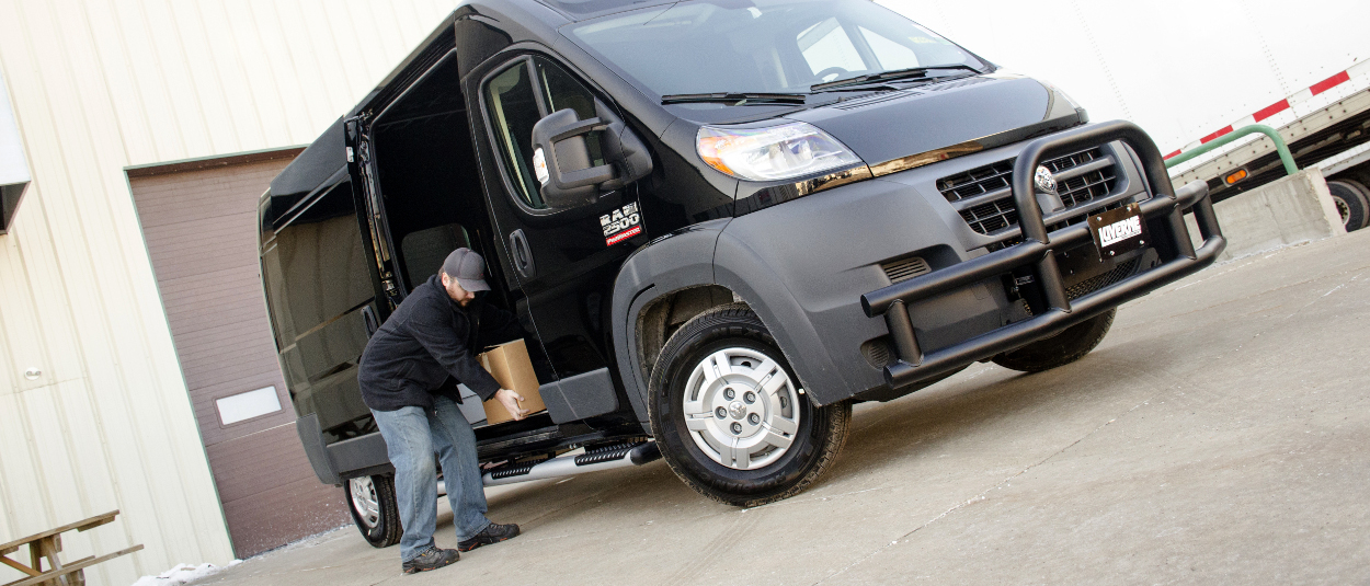 Ram ProMaster 2500 with LUVERNE O-Mega II™ side steps