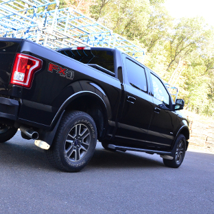 2015 Ford F150 with SlimGrip™ running boards at the powergrid