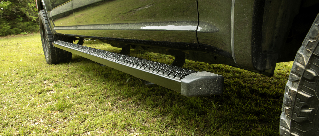 SlimGrip™ running boards on black Ford F150