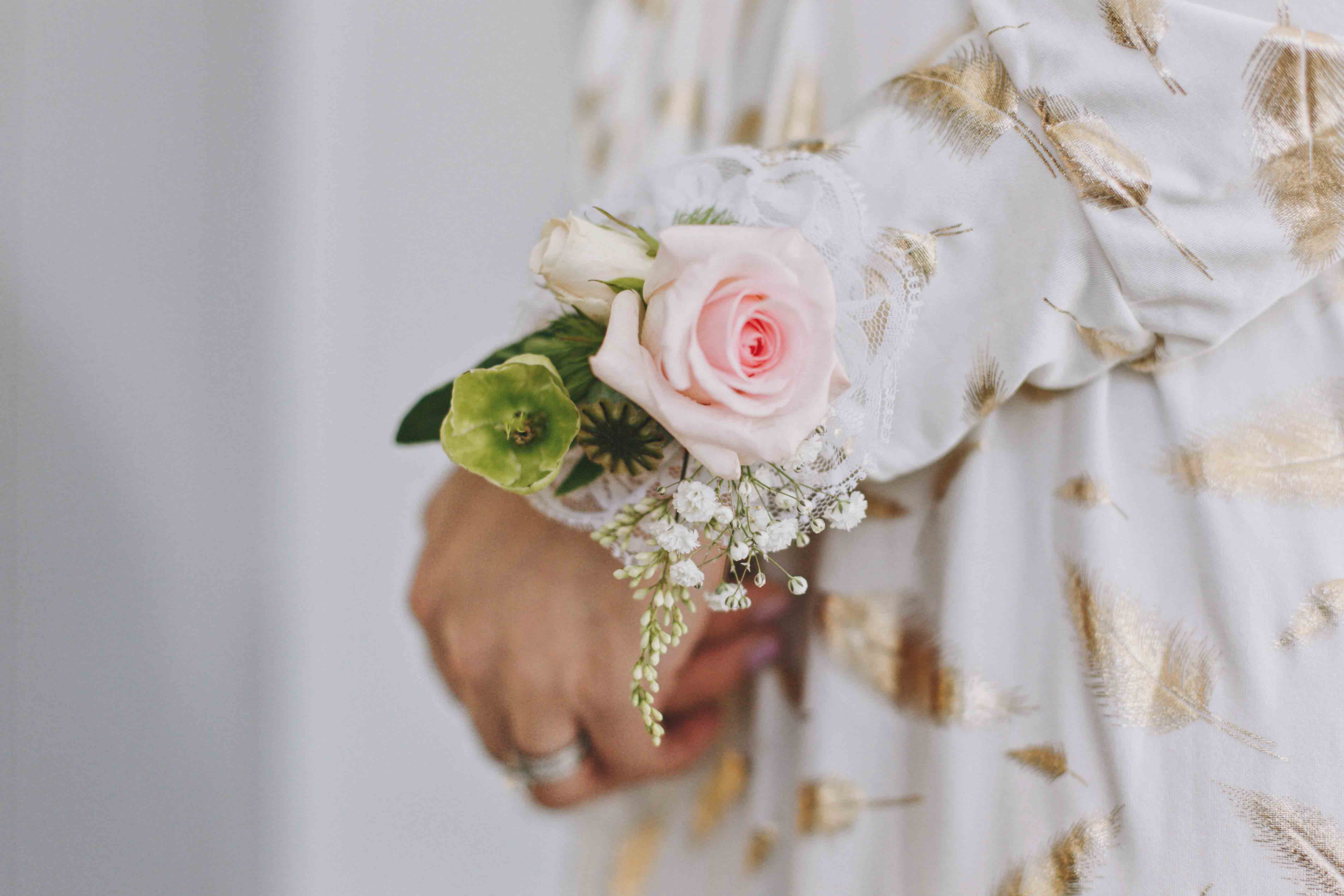 Corsage for Savar by Luxe Dream Floral Studio 