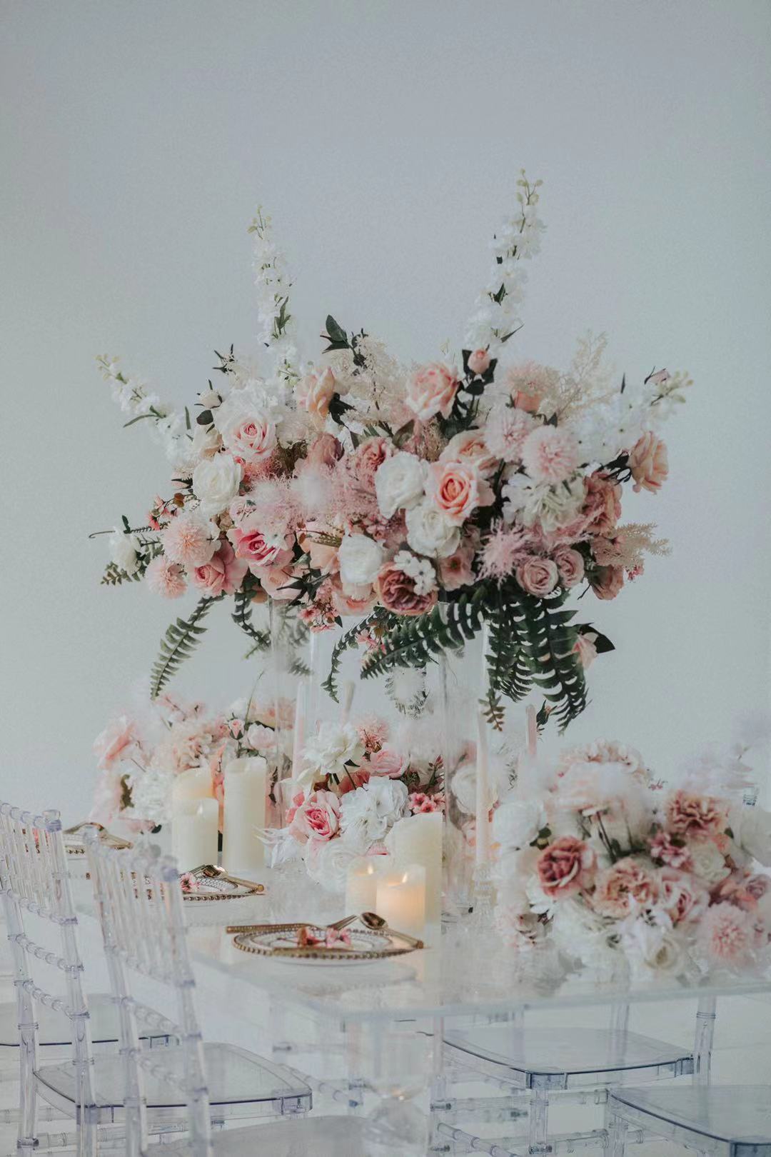 Floral Arrangements by Luxe Dream Floral Studio