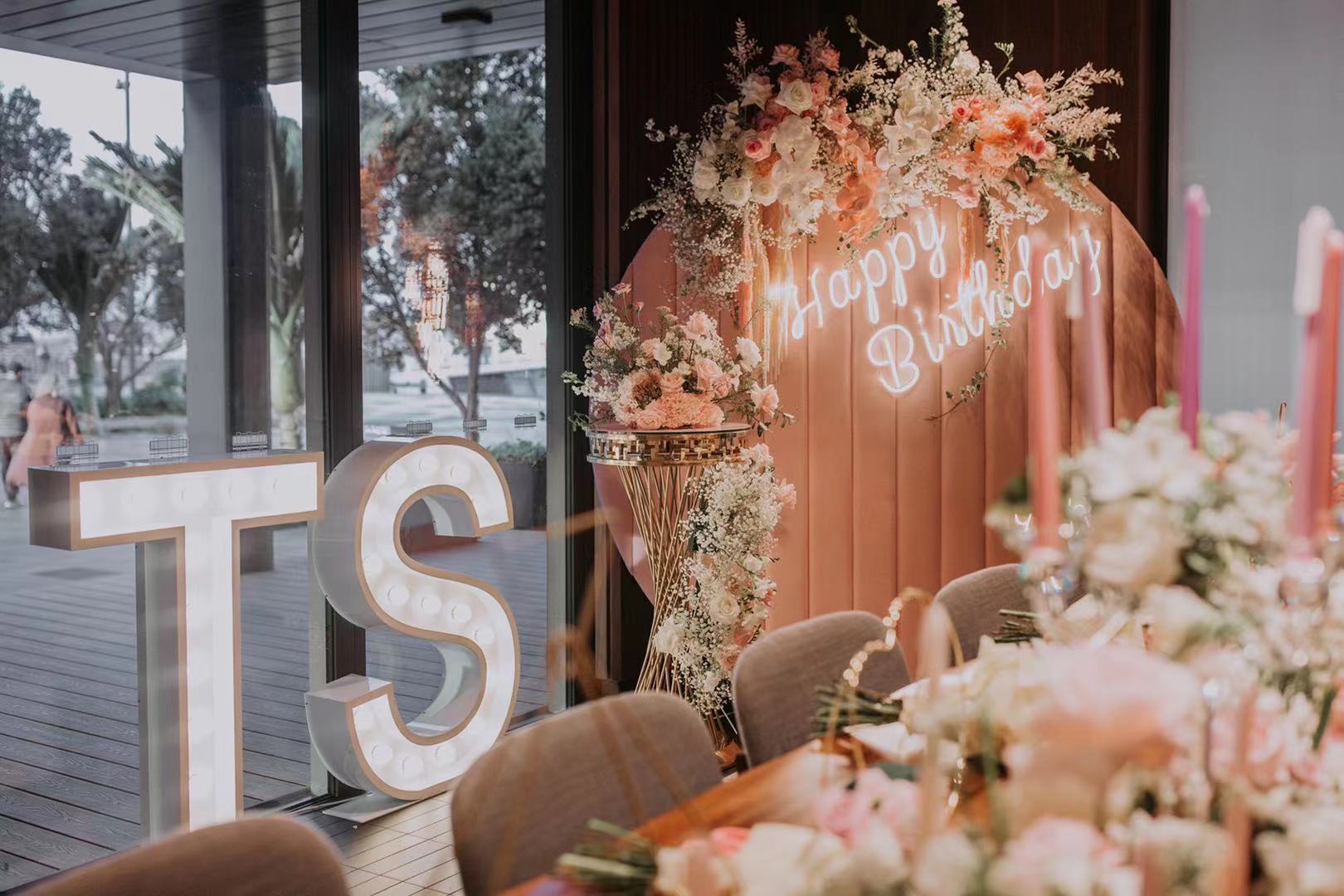 Floral Masterclass // Styling and Hire by Luxe Dream