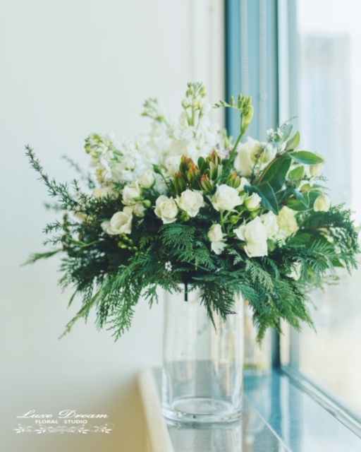 Flower Arrangement by Luxe Dream Floral Studio