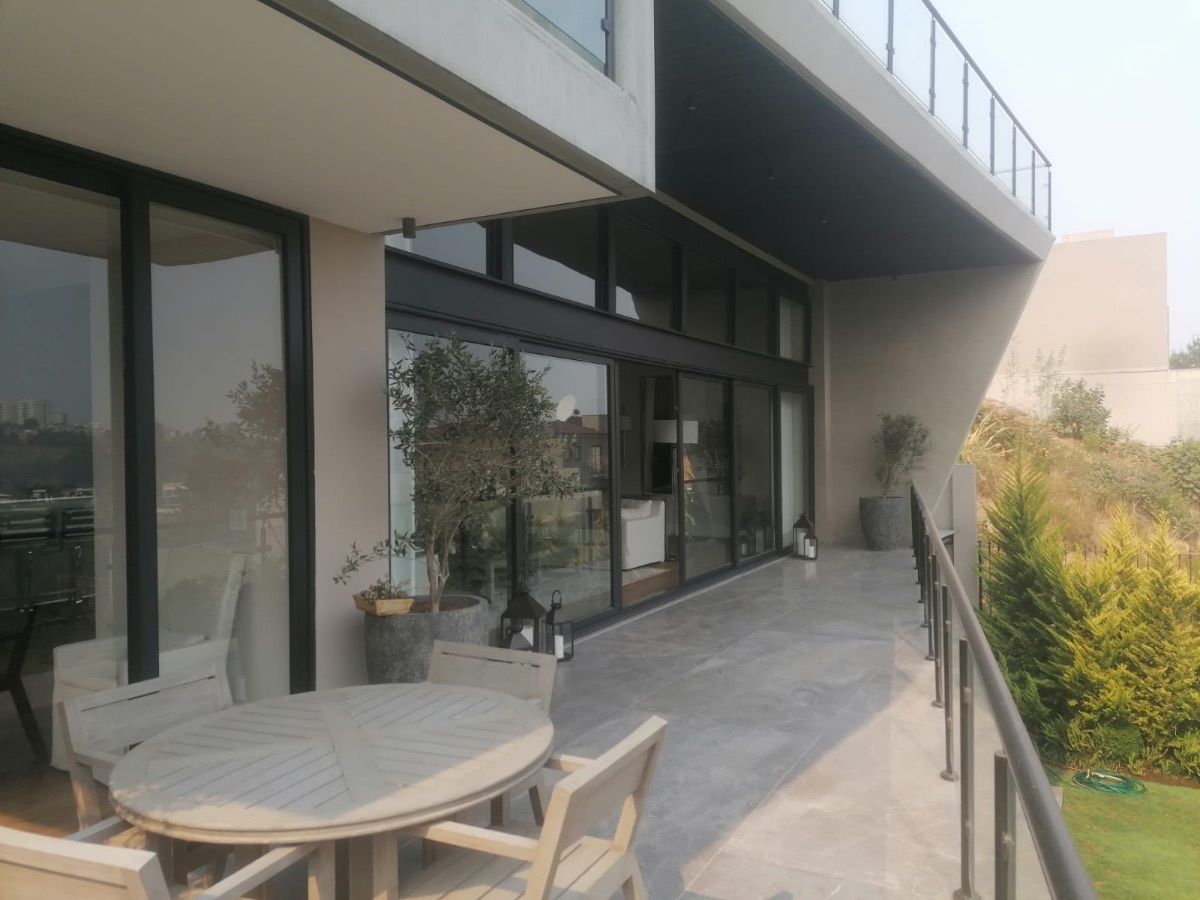 12, Avenida Vista Real, Bosque Real, 52774 con 3 Recámaras, 3 Baños, 808 Metros Cuadrados y 4 Puestos de Estacionamiento 12, Avenida Vista Real, Bosque Real, 52774 con 3 Recámaras, 3 Baños, 808 Metros Cuadrados y 4 Puestos de Estacionamiento