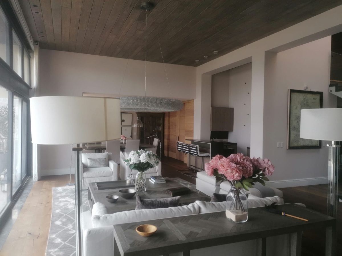 12, Avenida Vista Real, Bosque Real, 52774 con 3 Recámaras, 3 Baños, 808 Metros Cuadrados y 4 Puestos de Estacionamiento 12, Avenida Vista Real, Bosque Real, 52774 con 3 Recámaras, 3 Baños, 808 Metros Cuadrados y 4 Puestos de Estacionamiento