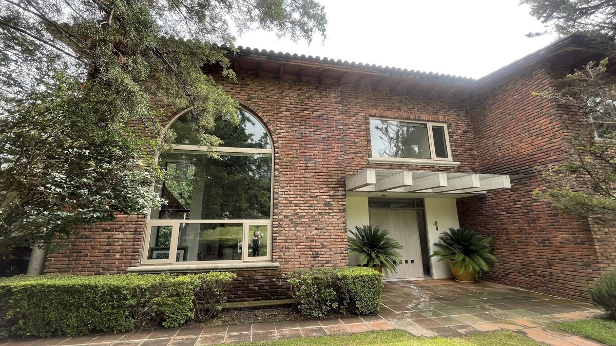 Mansión de Diego, Rancho San Francisco, San Bartolo Ameyalco, 01800 con 3 Recámaras, 3 Baños, 440 Metros Cuadrados y 5 Puestos de Estacionamiento Mansión de Diego, Rancho San Francisco, San Bartolo Ameyalco, 01800 con 3 Recámaras, 3 Baños, 440 Metros Cuadrados y 5 Puestos de Estacionamiento