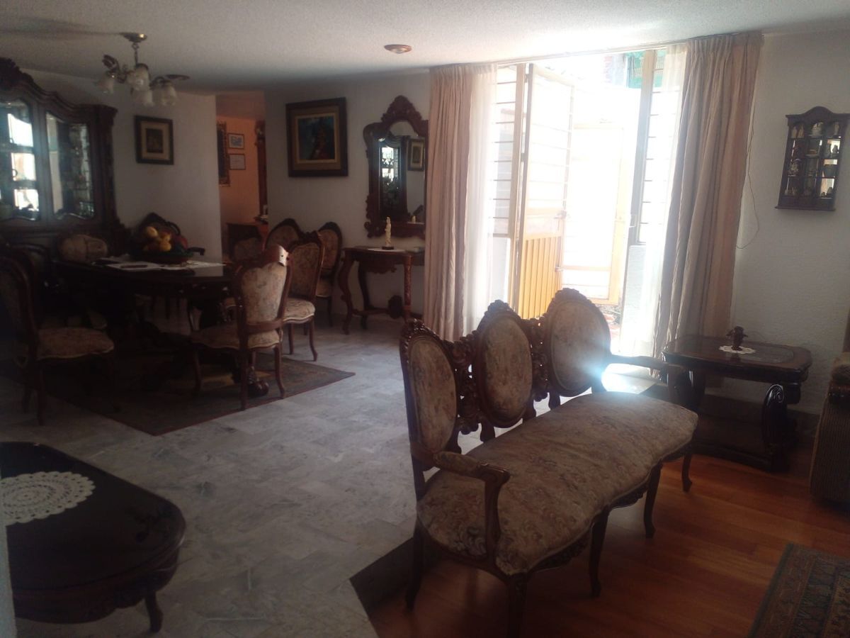 32, Cerrada Madre Selva, Xochimilco, San Lorenzo Atemoaya, 16400 con 3 Recámaras, 2 Baños, 236 Metros Cuadrados y 3 Puestos de Estacionamiento 32, Cerrada Madre Selva, Xochimilco, San Lorenzo Atemoaya, 16400 con 3 Recámaras, 2 Baños, 236 Metros Cuadrados y 3 Puestos de Estacionamiento