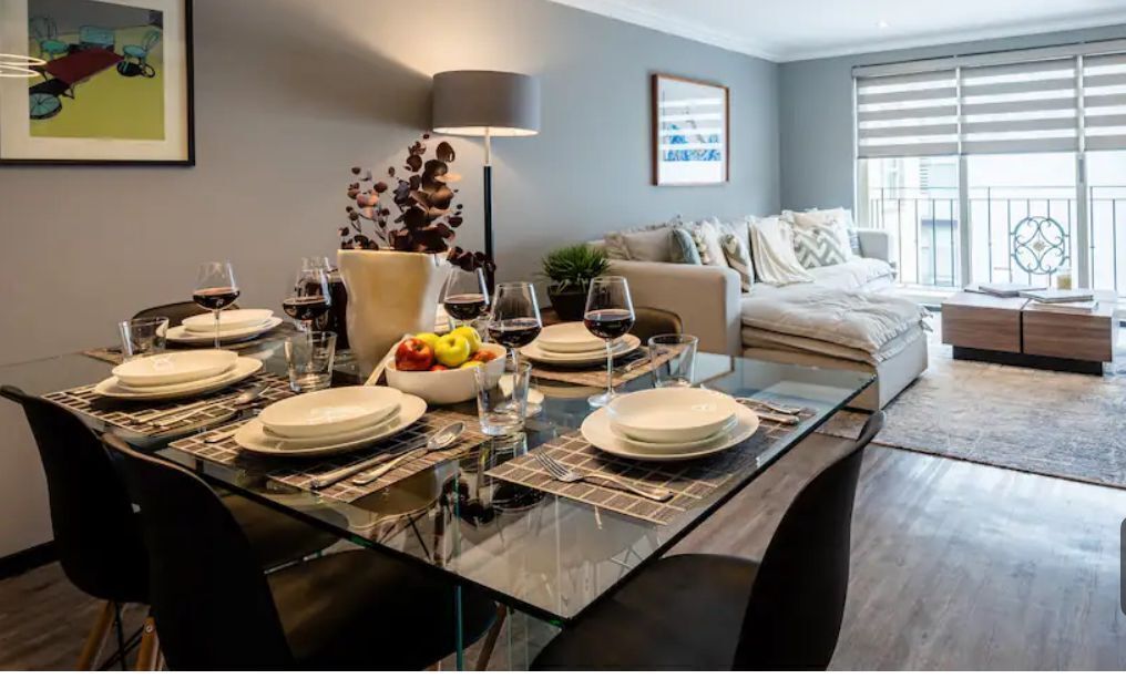 28, Calle Julio Verne, Polanco, Polanco III Sección, 11540 con 2 Recámaras, 2 Puestos de Estacionamiento, 2 Baños y 165 Metros Cuadrados 28, Calle Julio Verne, Polanco, Polanco III Sección, 11540 con 2 Recámaras, 2 Puestos de Estacionamiento, 2 Baños y 165 Metros Cuadrados