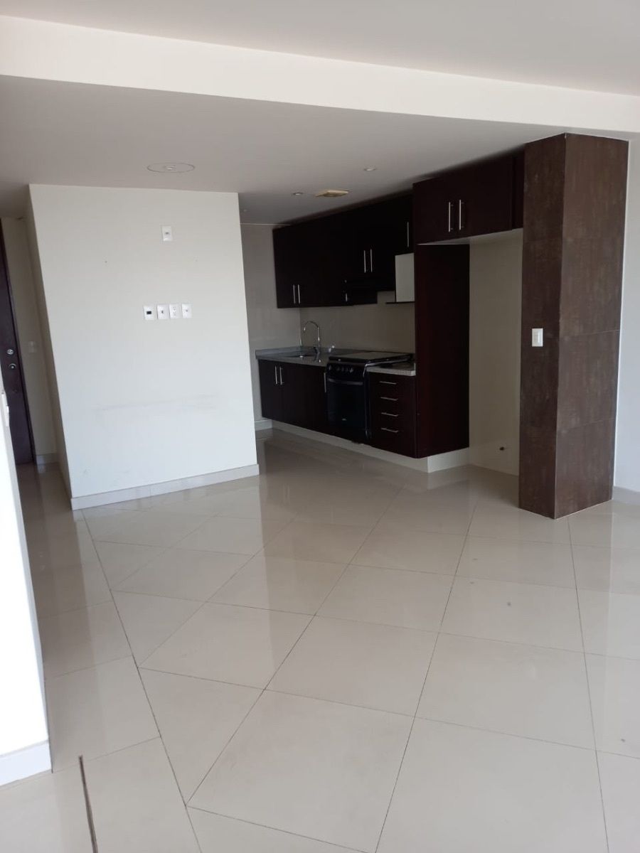 42, Avenida Jesús del Monte, 021, Hacienda de las Palmas, 52763 con 2 Baños, 2 Recámaras, 136 Metros Cuadrados y 2 Puestos de Estacionamiento 42, Avenida Jesús del Monte, 021, Hacienda de las Palmas, 52763 con 2 Baños, 2 Recámaras, 136 Metros Cuadrados y 2 Puestos de Estacionamiento