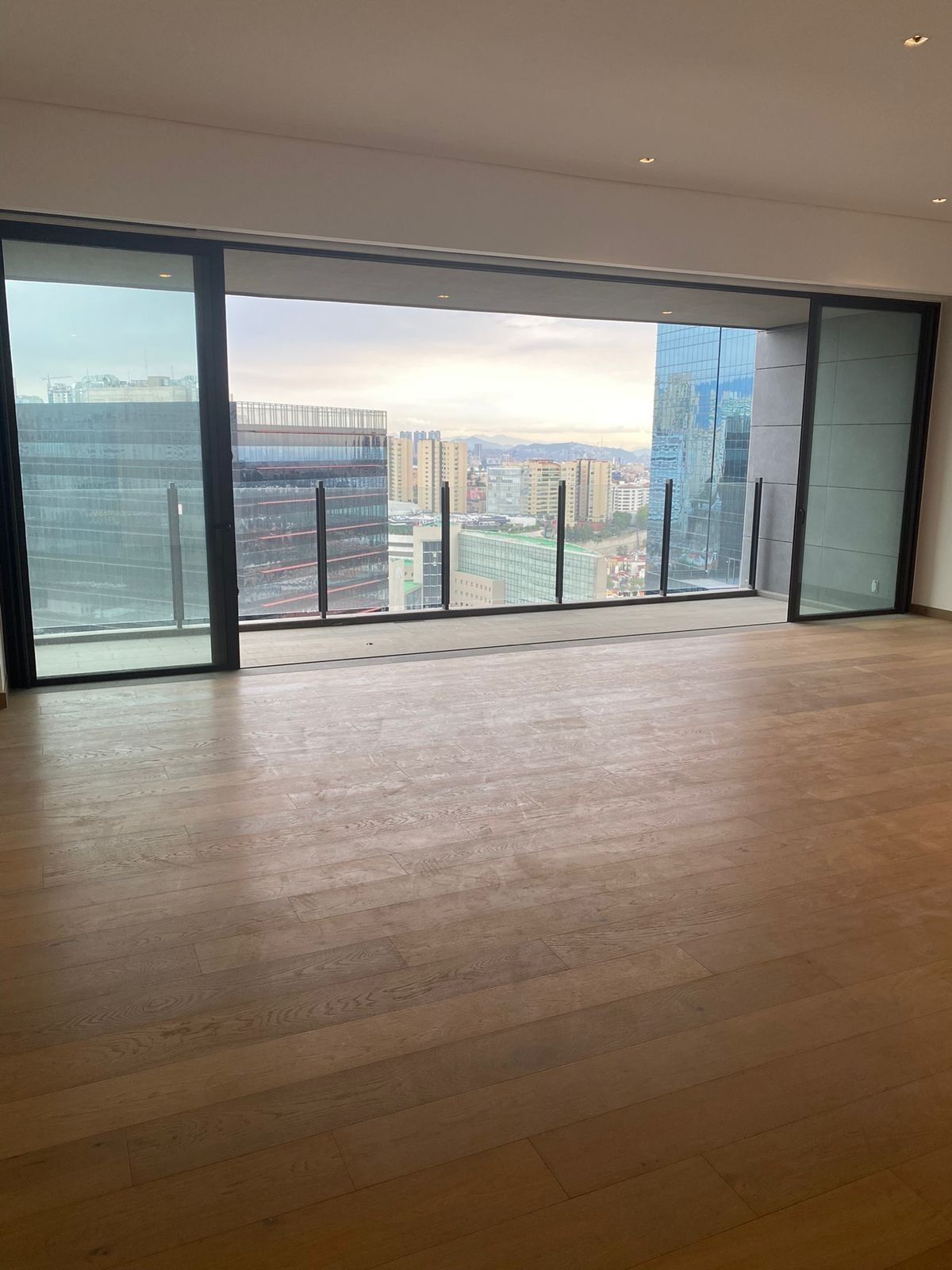 2, Boulevard Palmas Hills, Valle de las Palmas, 52763 con 3 Recámaras, 3 Baños, 267 Metros Cuadrados y 3 Puestos de Estacionamiento 2, Boulevard Palmas Hills, Valle de las Palmas, 52763 con 3 Recámaras, 3 Baños, 267 Metros Cuadrados y 3 Puestos de Estacionamiento