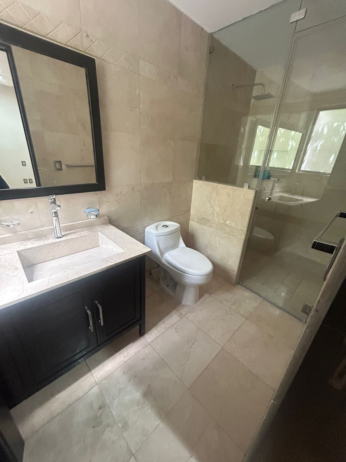307, Calle Hipólito Taine, Chapultepec Morales, Polanco V Sección, 11560 con 3 Recámaras, 3 Baños, 163 Metros Cuadrados y 2 Puestos de Estacionamiento 307, Calle Hipólito Taine, Chapultepec Morales, Polanco V Sección, 11560 con 3 Recámaras, 3 Baños, 163 Metros Cuadrados y 2 Puestos de Estacionamiento