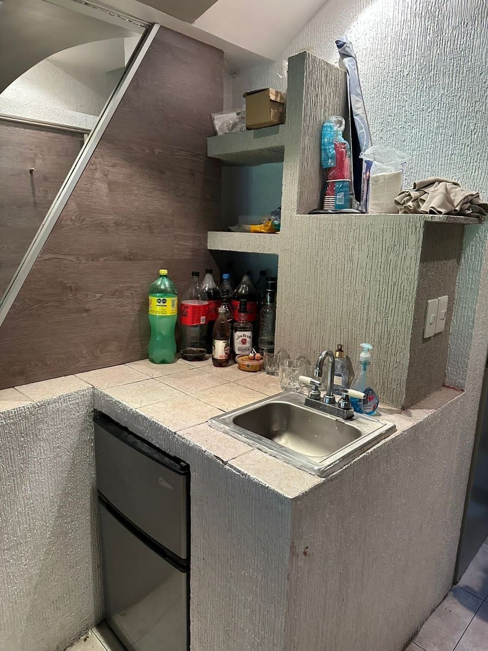 607, Calzada de Tlalpan, Ejido Viejo de Santa Úrsula Coapa, 04650 con 1 Baños, 3 Puestos de Estacionamiento, 1 Recámaras y 40 Metros Cuadrados 607, Calzada de Tlalpan, Ejido Viejo de Santa Úrsula Coapa, 04650 con 1 Baños, 3 Puestos de Estacionamiento, 1 Recámaras y 40 Metros Cuadrados