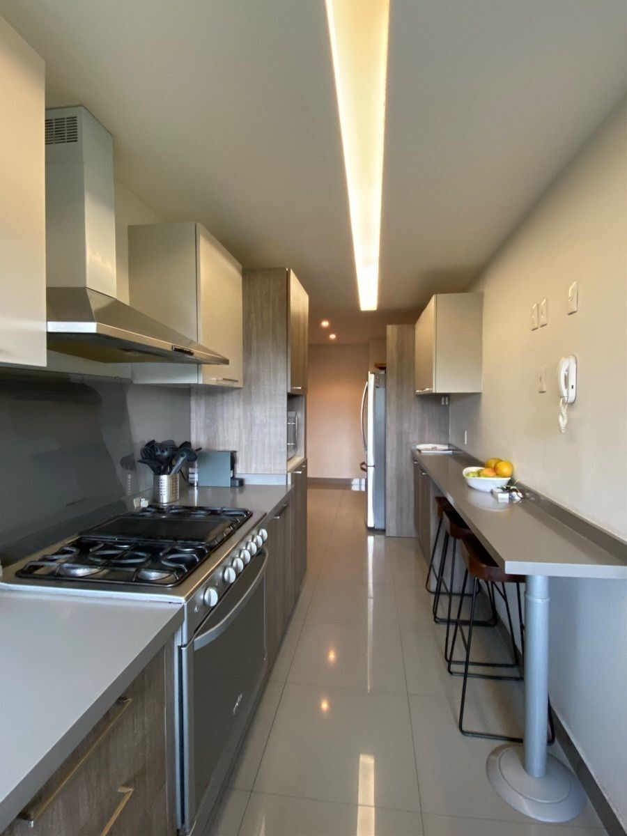244, Cofre de Perote, Lomas de Chapultepec, 11000 con 3 Recámaras, 3 Baños, 208 Metros Cuadrados y 3 Puestos de Estacionamiento 244, Cofre de Perote, Lomas de Chapultepec, 11000 con 3 Recámaras, 3 Baños, 208 Metros Cuadrados y 3 Puestos de Estacionamiento
