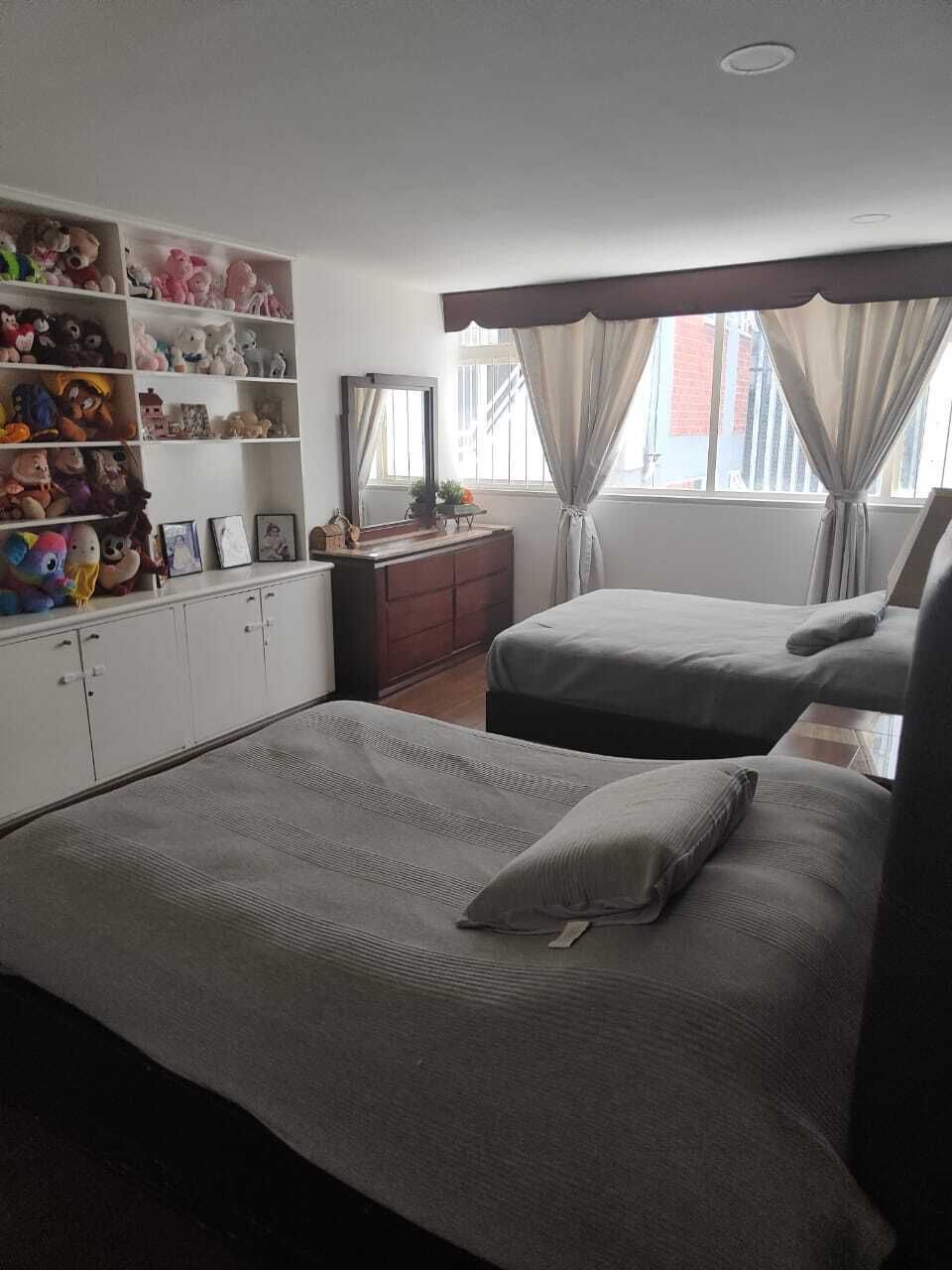 2066, José Luis Lagrange, Polanco, Polanco I Sección, 11510 con 4 Recámaras, 3 Baños, 300 Metros Cuadrados y 2 Puestos de Estacionamiento 2066, José Luis Lagrange, Polanco, Polanco I Sección, 11510 con 4 Recámaras, 3 Baños, 300 Metros Cuadrados y 2 Puestos de Estacionamiento