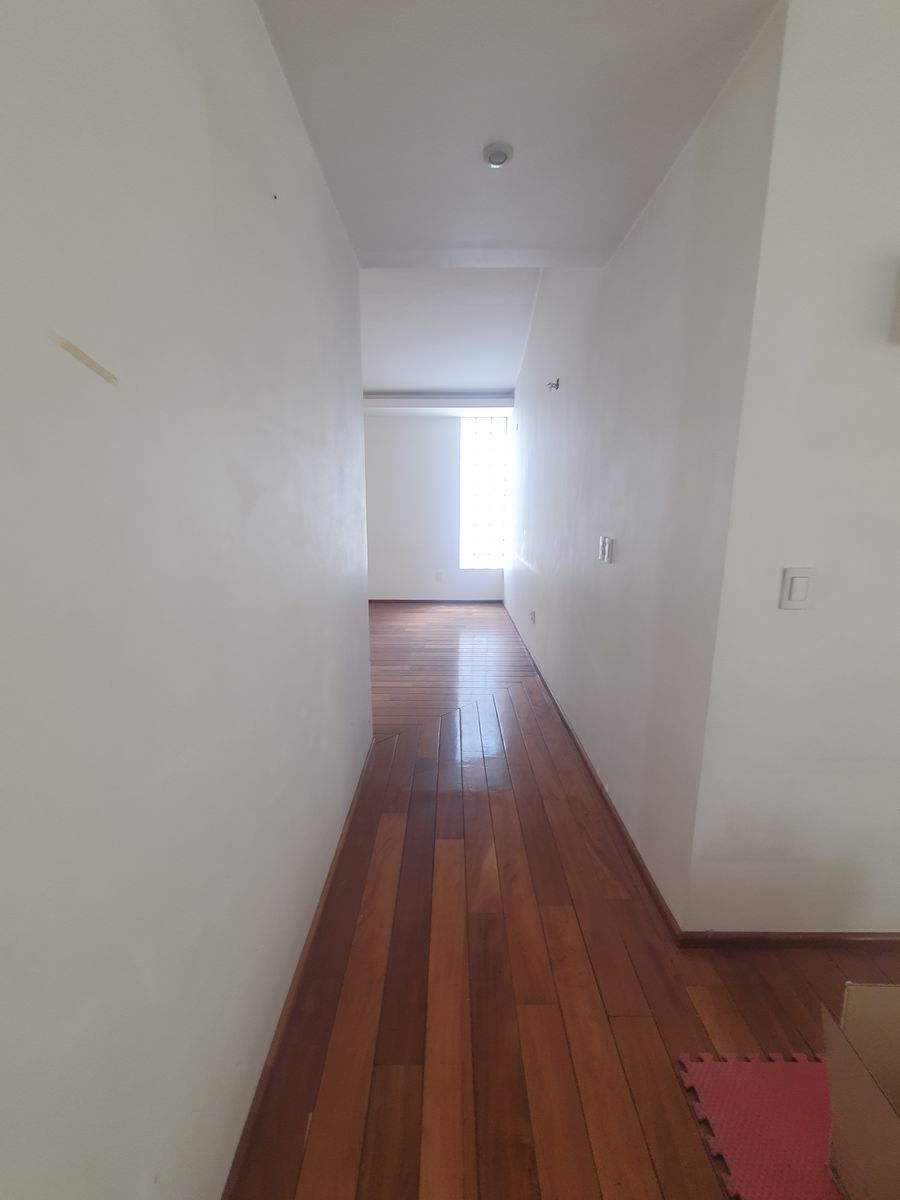 38, Rincón del Bosque, Rincón del Bosque, Bosque de Chapultepec I Sección, 11100 con 3 Recámaras, 3 Baños, 243 Metros Cuadrados y 2 Puestos de Estacionamiento 38, Rincón del Bosque, Rincón del Bosque, Bosque de Chapultepec I Sección, 11100 con 3 Recámaras, 3 Baños, 243 Metros Cuadrados y 2 Puestos de Estacionamiento