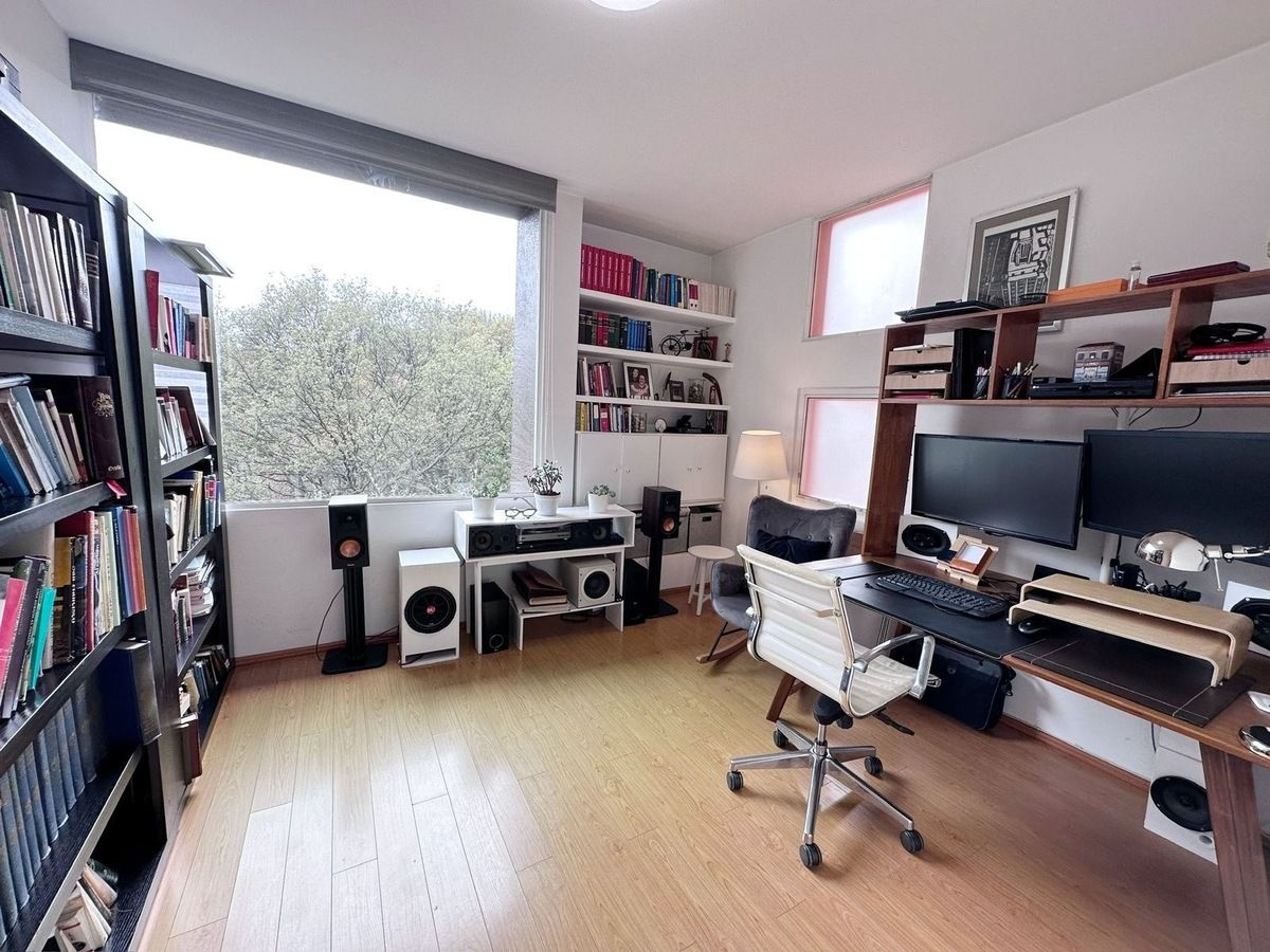 6, Vialidad de la Barranca, Colonia Ex Hacienda Jesús del Monte, 003, Bosque de las Palmas, 52779 con 2 Recámaras, 2 Baños, 200 Metros Cuadrados y 3 Puestos de Estacionamiento 6, Vialidad de la Barranca, Colonia Ex Hacienda Jesús del Monte, 003, Bosque de las Palmas, 52779 con 2 Recámaras, 2 Baños, 200 Metros Cuadrados y 3 Puestos de Estacionamiento