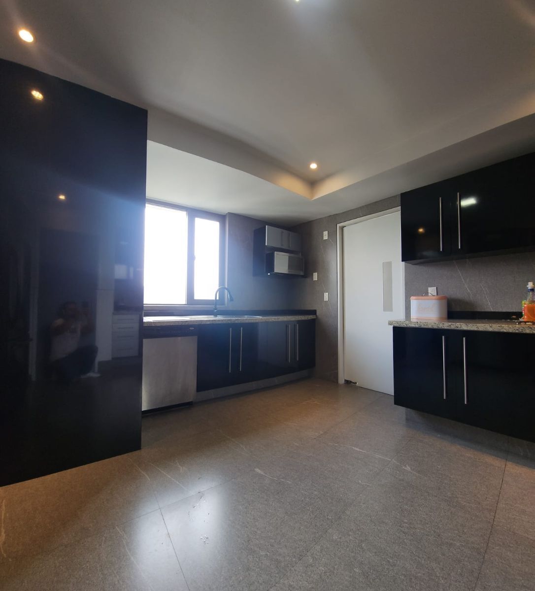 6, Vialidad de la Barranca, Colonia Ex Hacienda Jesús del Monte, 003, Bosque de las Palmas, 52779 con 2 Recámaras, 2 Baños, 270 Metros Cuadrados y 2 Puestos de Estacionamiento 6, Vialidad de la Barranca, Colonia Ex Hacienda Jesús del Monte, 003, Bosque de las Palmas, 52779 con 2 Recámaras, 2 Baños, 270 Metros Cuadrados y 2 Puestos de Estacionamiento