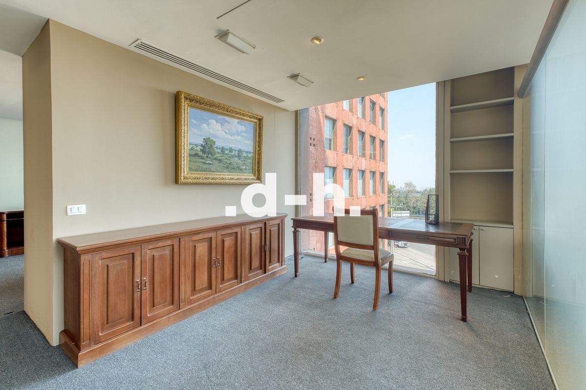 115, Prolongación Paseo de la Reforma, Santa Fe, Zedec Santa Fé, 01219 con 0 Recámaras, 2 Baños, 300 Metros Cuadrados y 10 Puestos de Estacionamiento 115, Prolongación Paseo de la Reforma, Santa Fe, Zedec Santa Fé, 01219 con 0 Recámaras, 2 Baños, 300 Metros Cuadrados y 10 Puestos de Estacionamiento