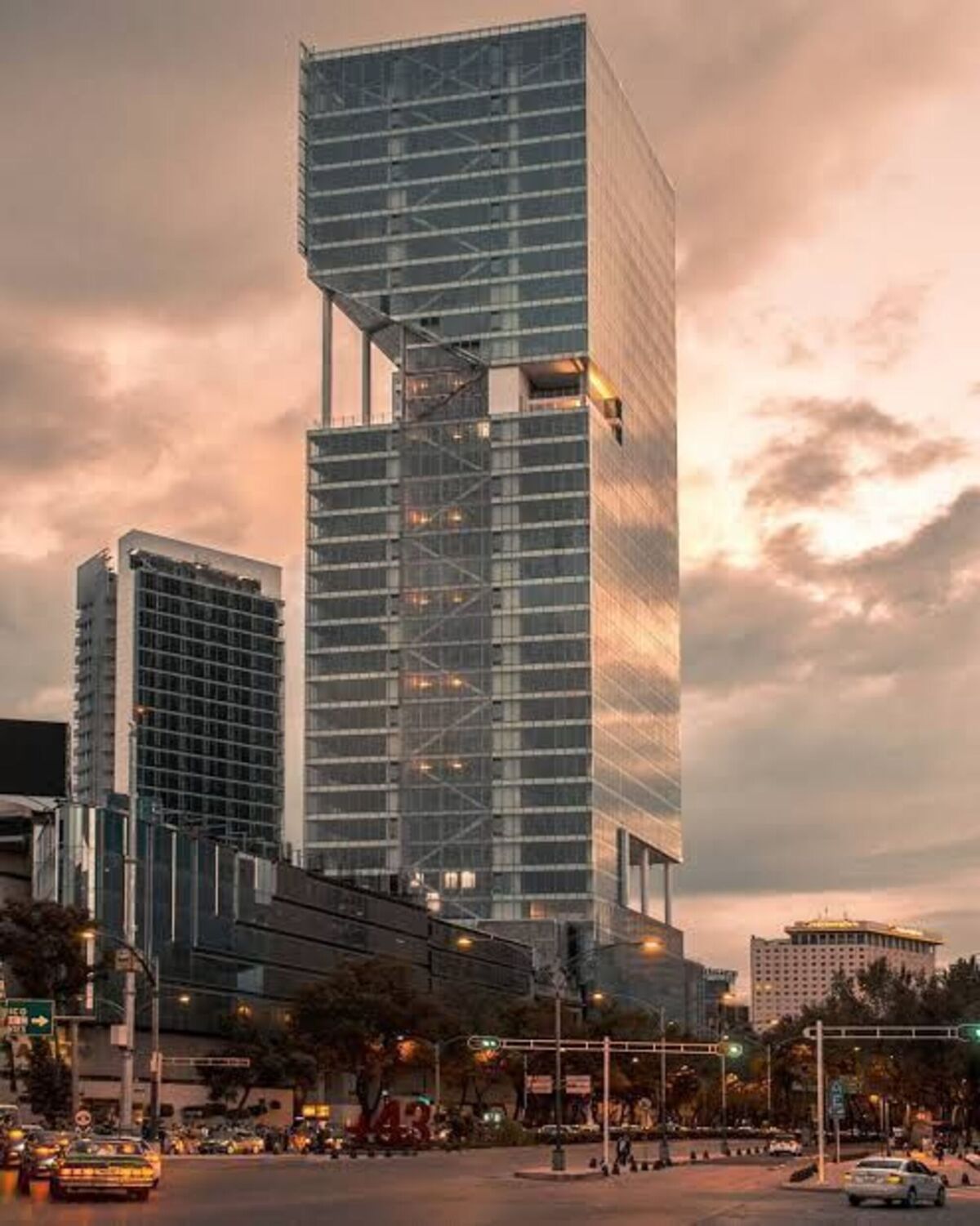 22, Avenida Paseo de la Reforma, Juárez, 06600 con 0 Recámaras, 0 Baños, 1306.72 Metros Cuadrados y 32 Puestos de Estacionamiento 22, Avenida Paseo de la Reforma, Juárez, 06600 con 0 Recámaras, 0 Baños, 1306.72 Metros Cuadrados y 32 Puestos de Estacionamiento