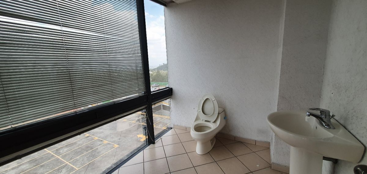 3642, Anillo Periférico, Jardines del Pedregal, 14110 con 0 Recámaras, 8 Baños, 1510 Metros Cuadrados y 50 Puestos de Estacionamiento 3642, Anillo Periférico, Jardines del Pedregal, 14110 con 0 Recámaras, 8 Baños, 1510 Metros Cuadrados y 50 Puestos de Estacionamiento
