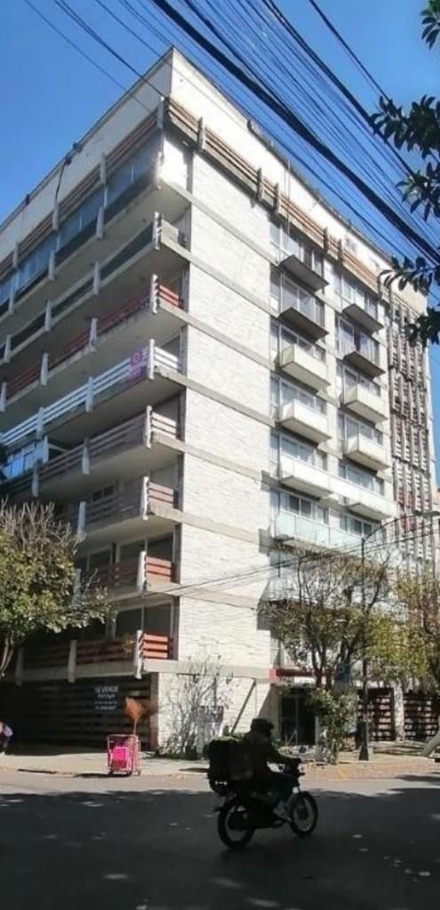 40, Eje Vial Eje 3 Poniente (Salamanca, Roma Norte, 06700 con 0 Recámaras, 0 Baños, 600 Metros Cuadrados y $150,000 40, Eje Vial Eje 3 Poniente (Salamanca, Roma Norte, 06700 con 0 Recámaras, 0 Baños, 600 Metros Cuadrados y $150,000