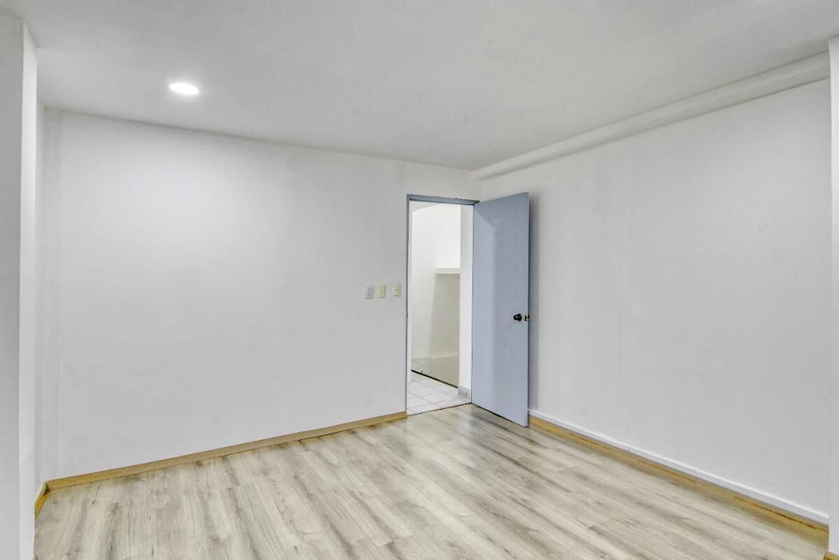 4349, Periferico Sur, Jardines en la Montaña, 14210 con 0 Recámaras, 2 Baños, 150 Metros Cuadrados y 3 Puestos de Estacionamiento 4349, Periferico Sur, Jardines en la Montaña, 14210 con 0 Recámaras, 2 Baños, 150 Metros Cuadrados y 3 Puestos de Estacionamiento