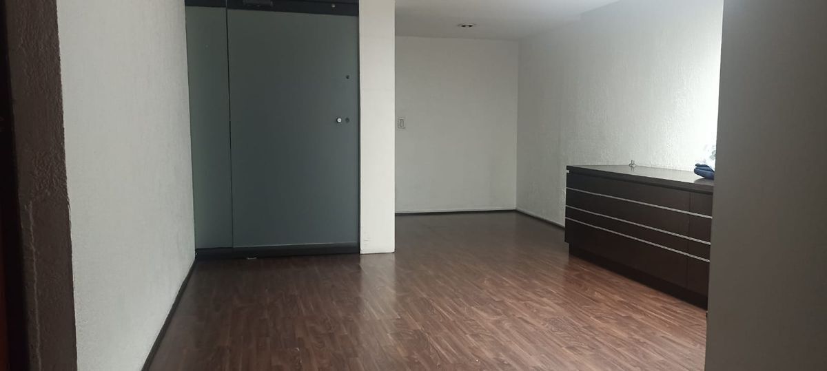 484, Avenida Chapultepec, Roma Norte, 06700 con 0 Recámaras, 2 Baños, 235 Metros Cuadrados y 5 Puestos de Estacionamiento 484, Avenida Chapultepec, Roma Norte, 06700 con 0 Recámaras, 2 Baños, 235 Metros Cuadrados y 5 Puestos de Estacionamiento