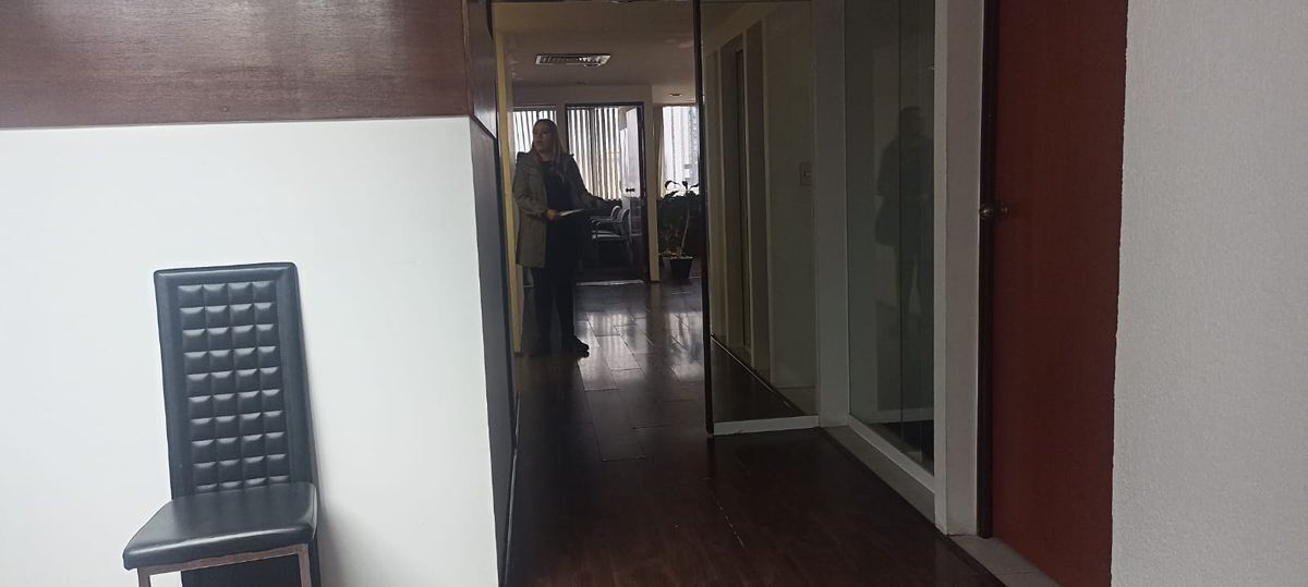 484, Avenida Chapultepec, Roma Norte, 06700 con 0 Recámaras, 2 Baños, 235 Metros Cuadrados y 5 Puestos de Estacionamiento 484, Avenida Chapultepec, Roma Norte, 06700 con 0 Recámaras, 2 Baños, 235 Metros Cuadrados y 5 Puestos de Estacionamiento