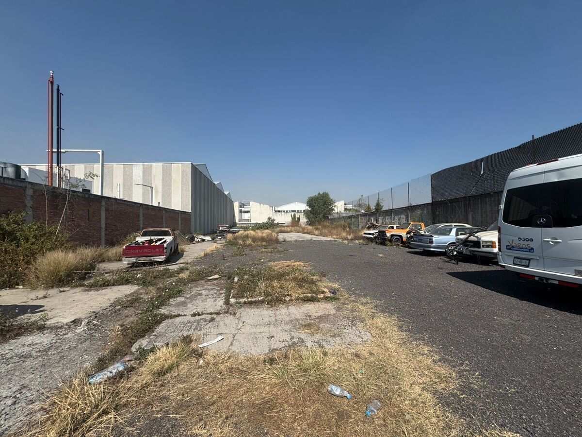 990, Eje Vial 5 Norte, Santa Barbara, 02230 con 0 Recámaras, 0 Baños, 2339 Metros Cuadrados y $300,000 990, Eje Vial 5 Norte, Santa Barbara, 02230 con 0 Recámaras, 0 Baños, 2339 Metros Cuadrados y $300,000