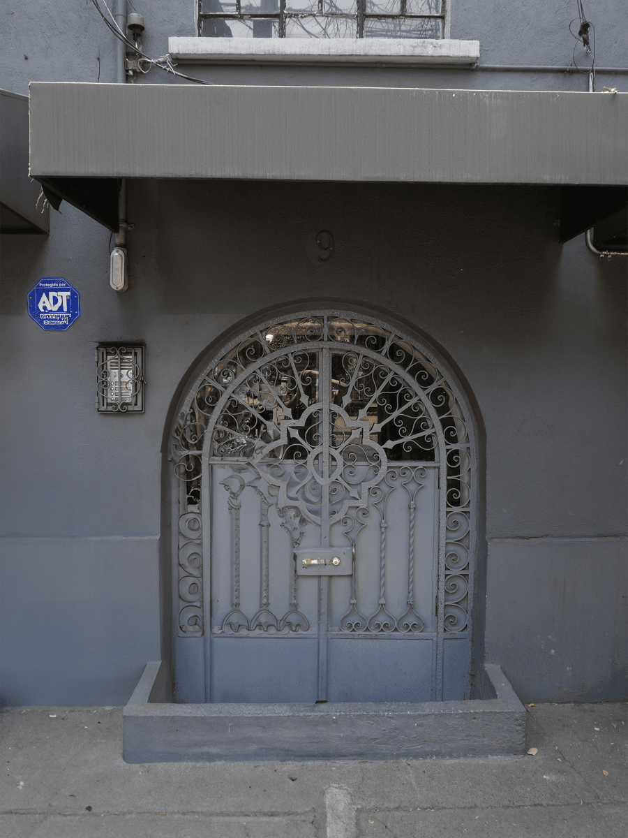 Calle Querétaro, Roma Norte, 06700 con 0 Recámaras, 0 Baños, 711 Metros Cuadrados y 5 Puestos de Estacionamiento Calle Querétaro, Roma Norte, 06700 con 0 Recámaras, 0 Baños, 711 Metros Cuadrados y 5 Puestos de Estacionamiento