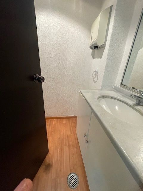 CENTRO URBANO BENITO JUAREZ, Toluca, Centro Urbano Presidente Juárez, Roma Sur, 06760 con 0 Recámaras, 1 Baños, 74 Metros Cuadrados y 1 Puestos de Estacionamiento CENTRO URBANO BENITO JUAREZ, Toluca, Centro Urbano Presidente Juárez, Roma Sur, 06760 con 0 Recámaras, 1 Baños, 74 Metros Cuadrados y 1 Puestos de Estacionamiento