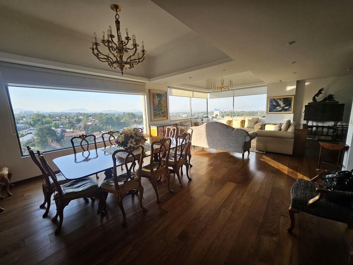 Departamento en Renta en Paseo De La Reforma con 3 Recámaras, 3 Baños y 349 Metros Cuadrados Departamento en Renta en Paseo De La Reforma con 3 Recámaras, 3 Baños y 349 Metros Cuadrados