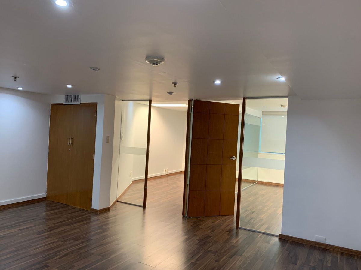 Piso 26 Oficina 10, 38, Montecito, Nápoles, 03810 Piso 26 Oficina 10, 38, Montecito, Nápoles, 03810