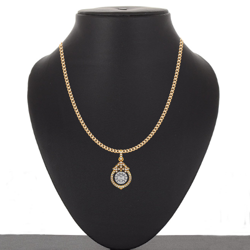 elegant-14kt-gold-diamond-pendant-with-petal-surrounding