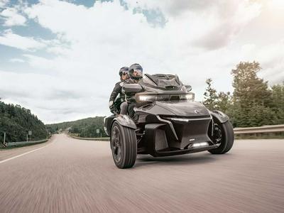 2020 Can-Am Spyder RT First Look Preview