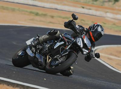 The 2020 Triumph Street Triple RS - full review...