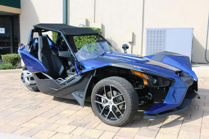 2018 Polaris Slingshot® Slingshot® SL Navy Blue