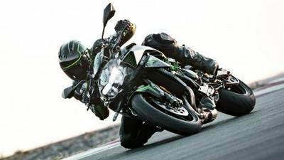 2020 Kawasaki Z H2 Preview. Impressive 200 HP Supernaked