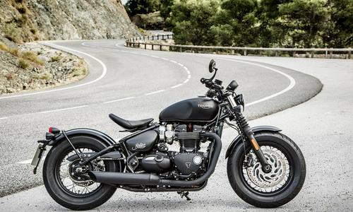 2018 #Triumph #Bonneville Bobber Black Review | Triumph’s follow-up...