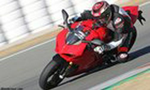 2018 Ducati Panigale V4 First Ride Review