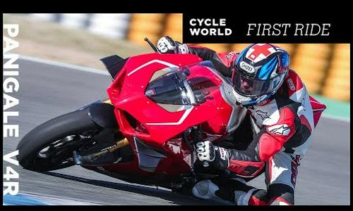 2019 Ducati Panigale V4 R First Ride Review