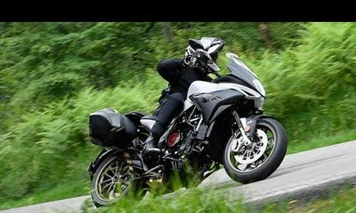 2019 MV Agusta Turismo Veloce 800 Lusso SCS | First Ride Review